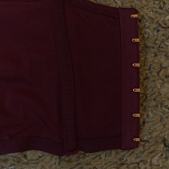 VS corset bra / no wire or padding / deep purple / perfect condition / lace - Picture 6 of 7